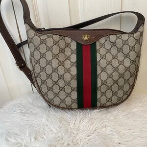 Vintage Gucci GG Canvas Sherry Line Shoulder Bag